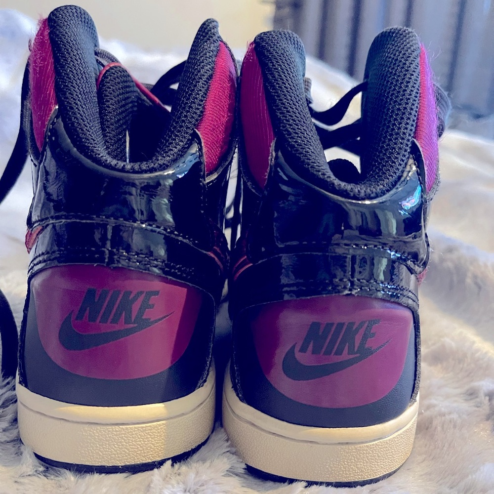 NIKE SON OF FORCE MID SNEAKERS WOMEN SHOES